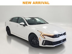 2025 Kia K5 LXS Sedan