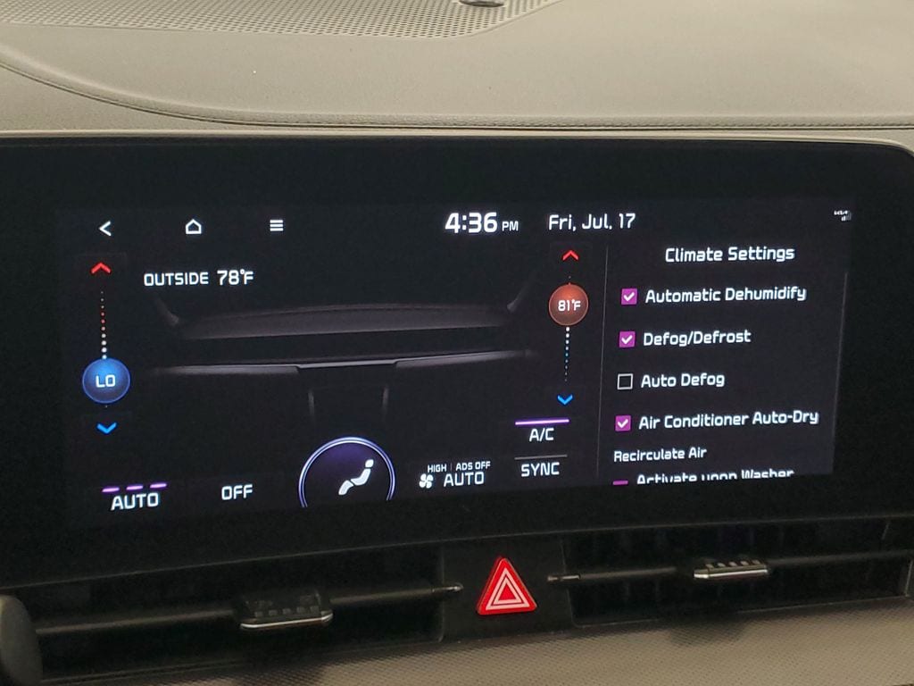 2024 Kia Sportage SX - Photo 21