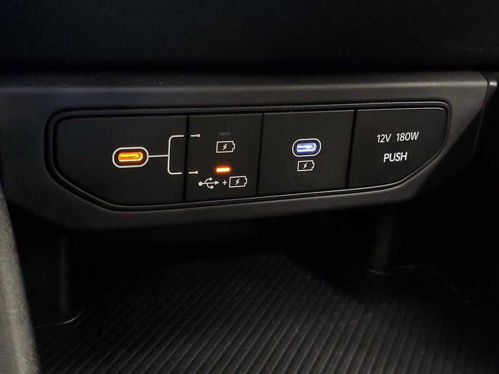 2025 Kia K4 LXS - Photo 22