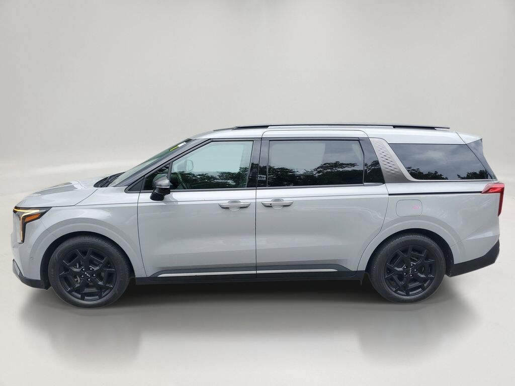 Used 2025 Kia Carnival SX Van Passenger Van