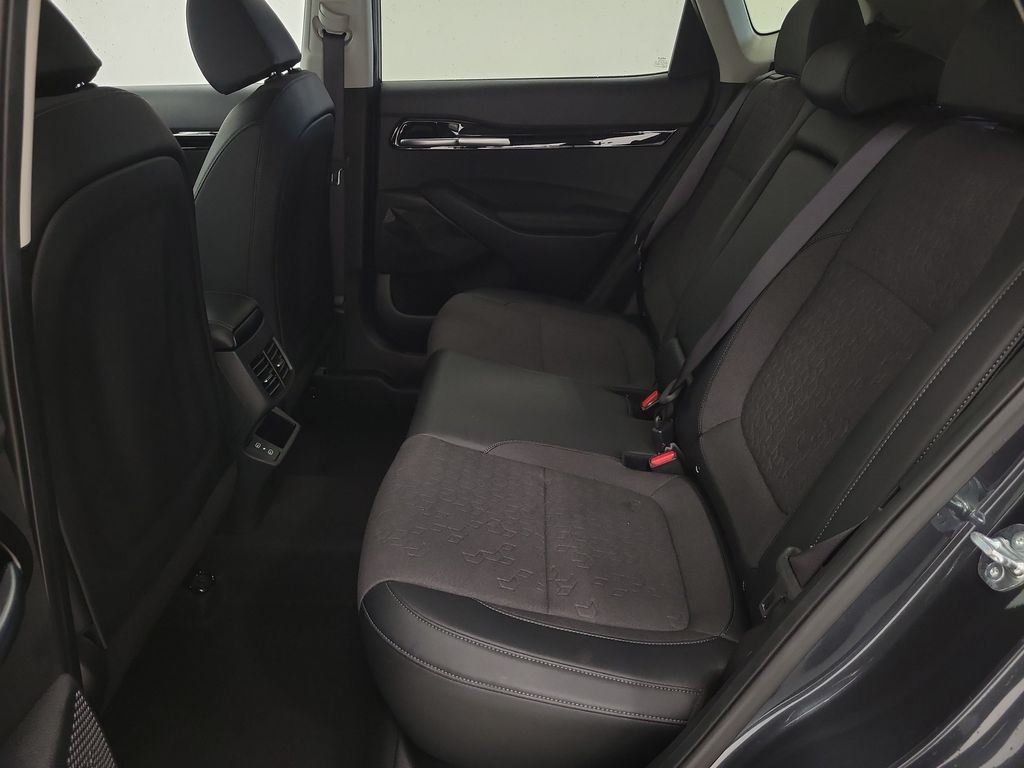 2025 Kia Seltos S - Photo 23