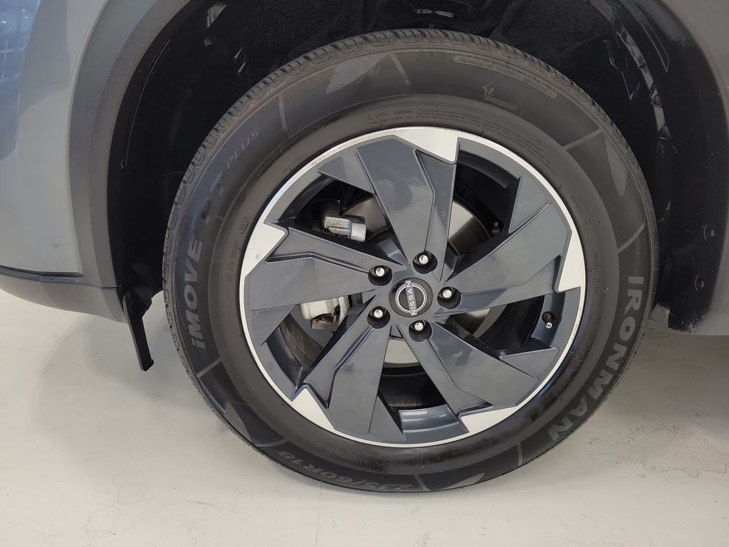 2025 Nissan Rogue SV - Photo 8