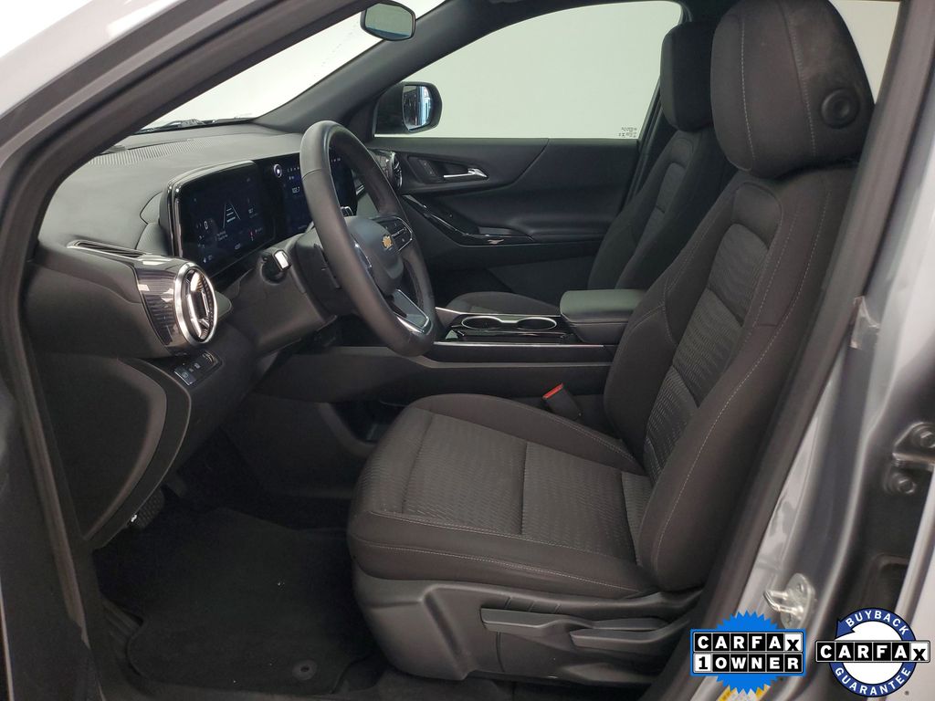 2025 Chevrolet Equinox LT - Photo 12