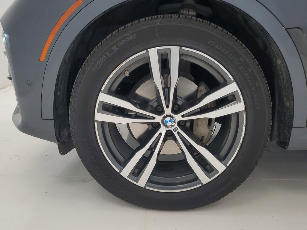 2020 BMW X7 40i - Photo 9