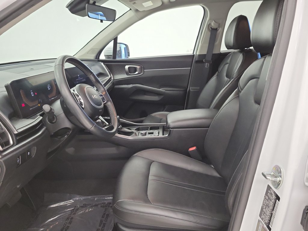 2024 Kia Sorento S - Photo 12