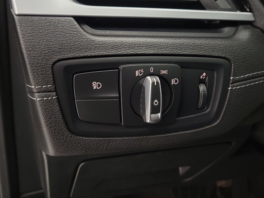 2022 BMW X2 28i - Photo 11