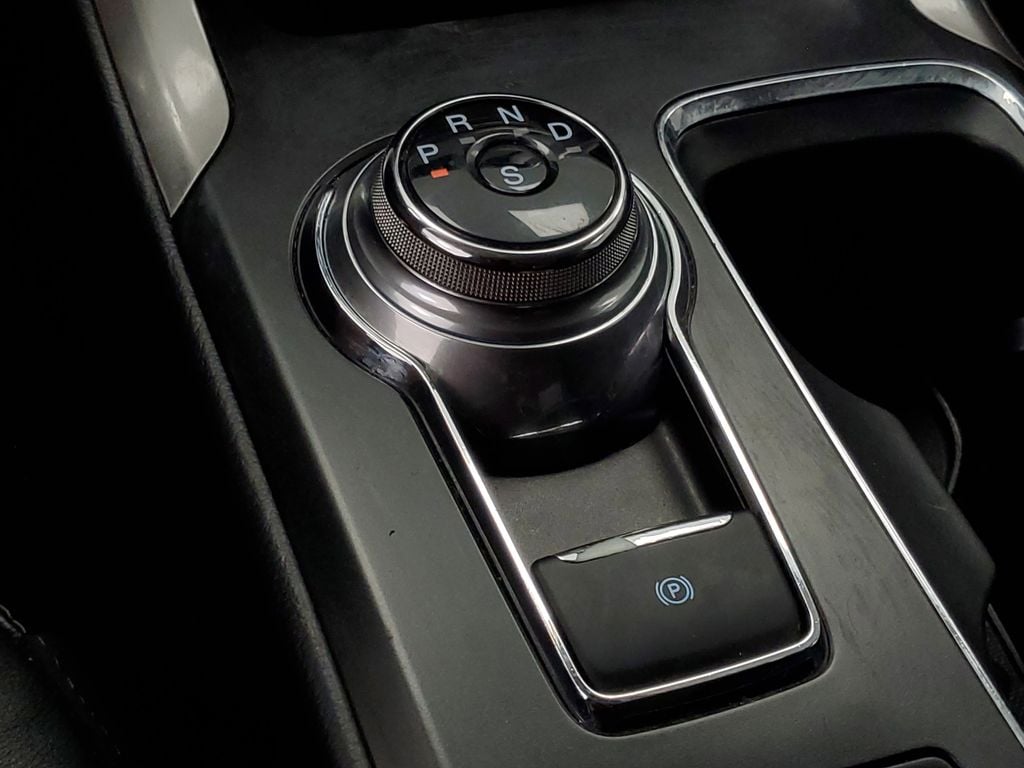 2018 Ford Fusion SE - Photo 23
