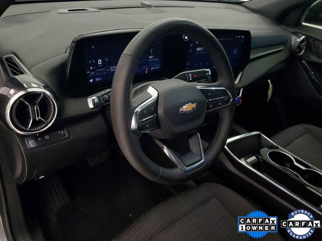 2025 Chevrolet Equinox LT - Photo 11