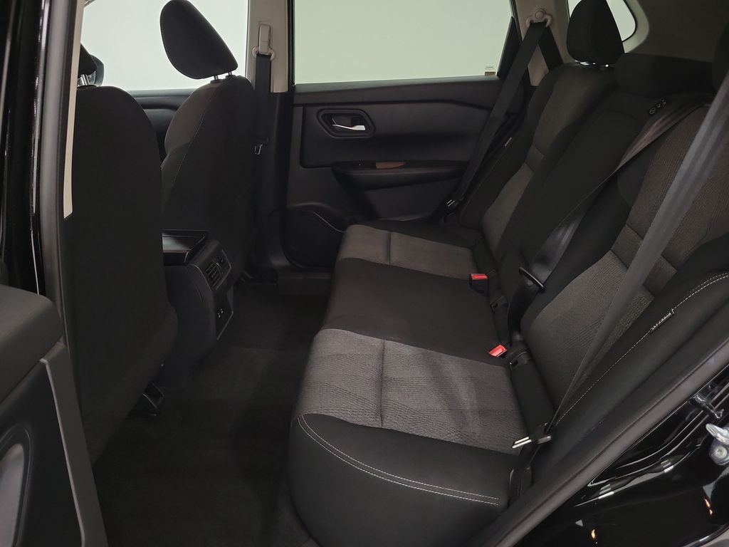 2025 Nissan Rogue SV - Photo 22