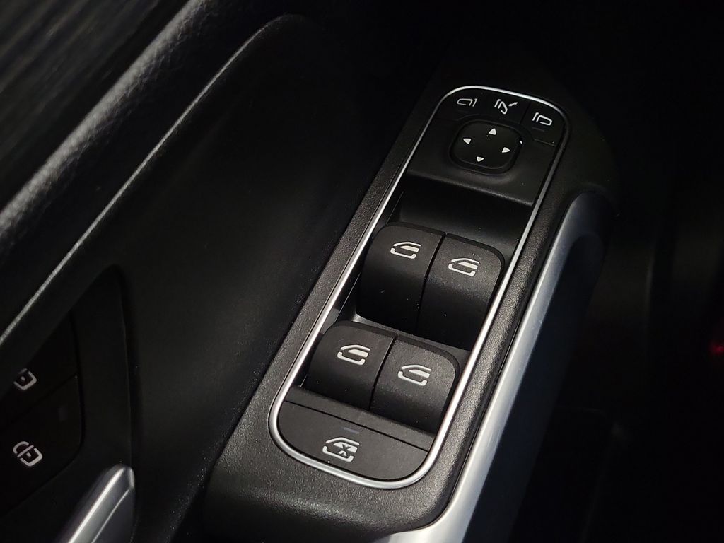 2023 Mercedes-Benz GLB Base - Photo 15