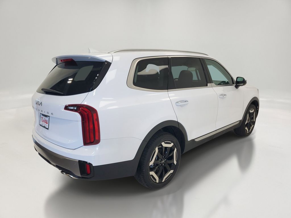2025 Kia Telluride S - Photo 4
