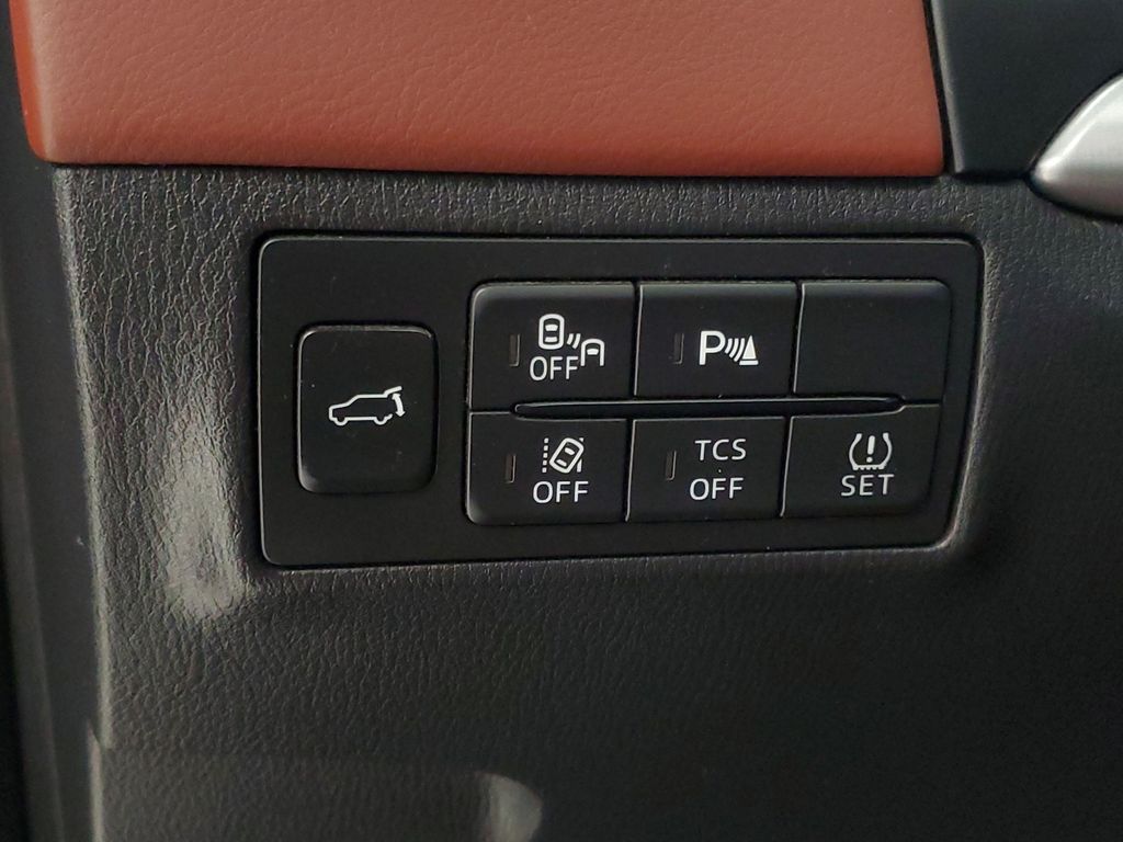 2017 Mazda CX-9 Signature - Photo 12