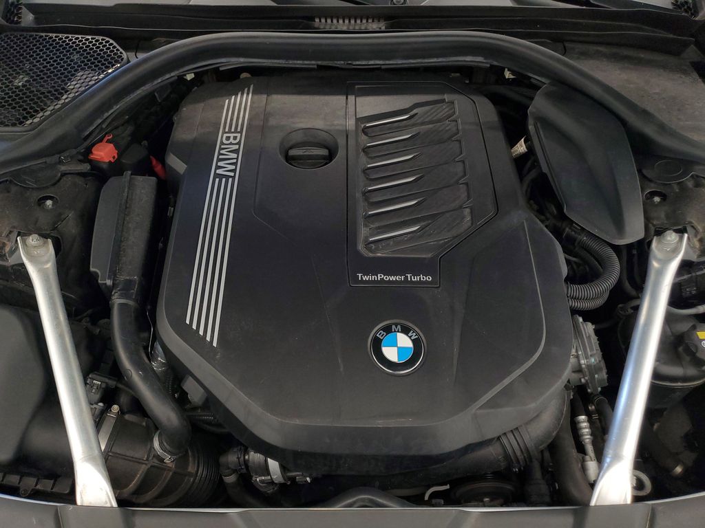 2022 BMW 7 Series 740i - Photo 11
