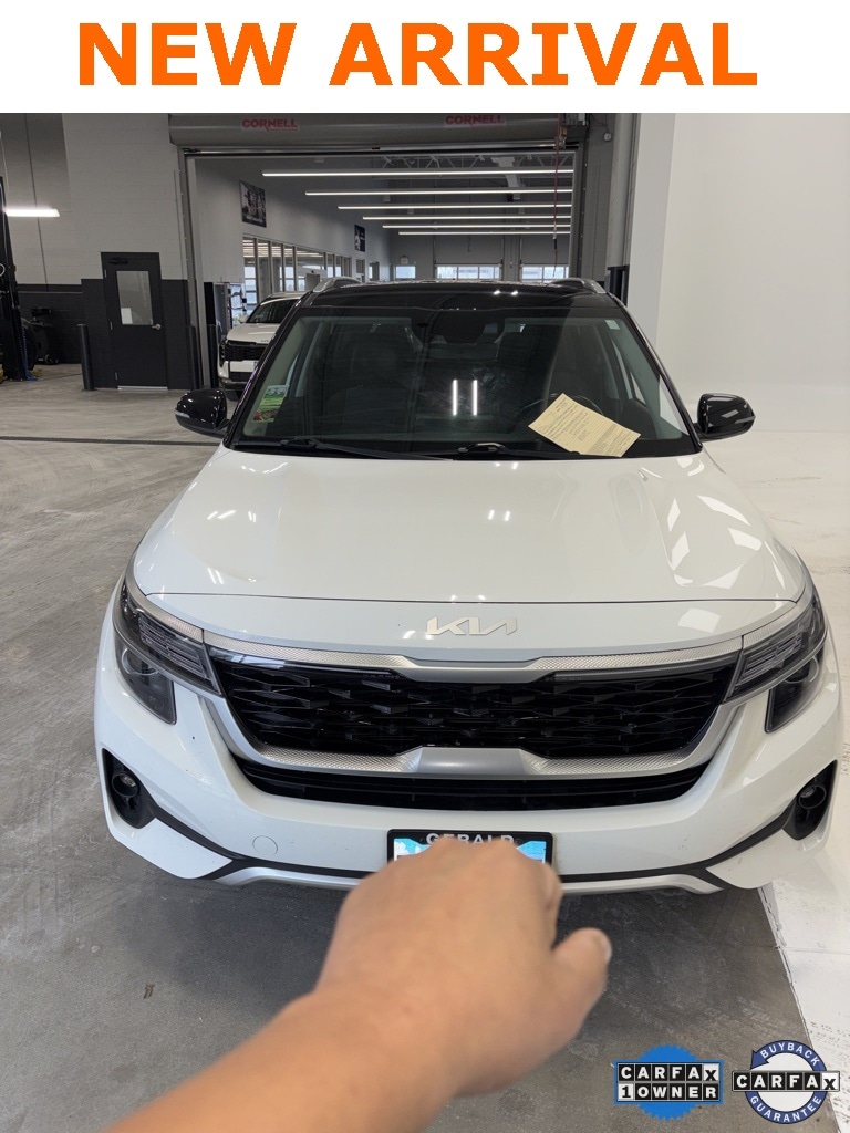 2022 Kia Seltos S's photo