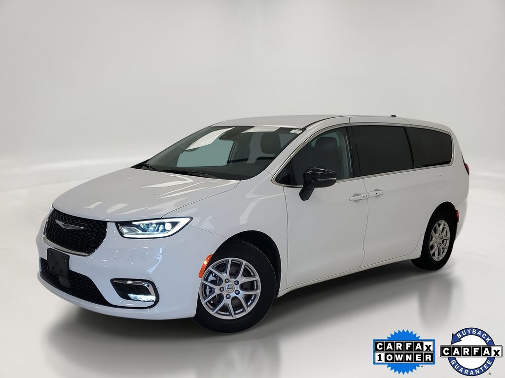 2024 Chrysler Pacifica