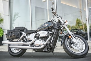 1999 Suzuki Marauder Motorcycle