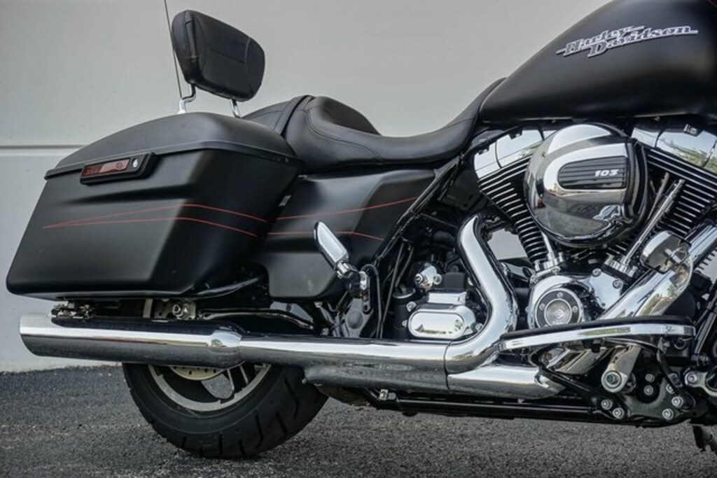 Used 2015 Harley-Davidson Street Glide Special Motorcycle Motorcycle