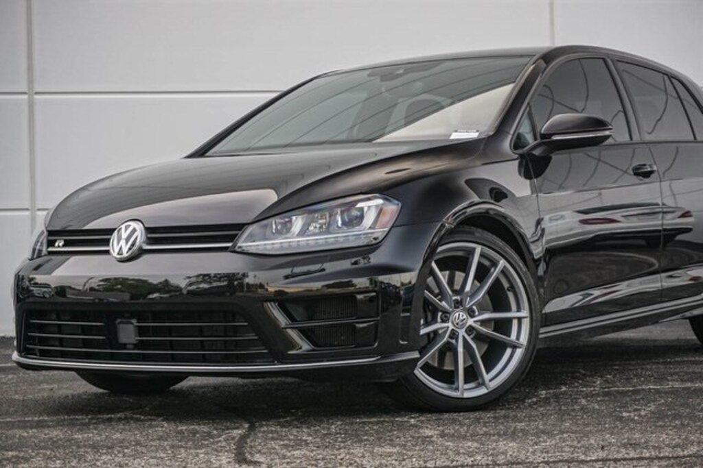 Used 2017 Volkswagen Golf R 4-Door w/DCC & Navigation 4MOTION Hatchback