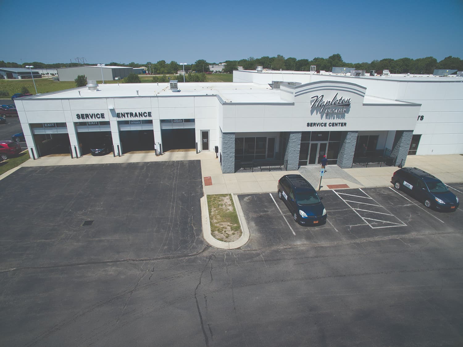 Service Center & Department Napleton's Auto Park of Urbana