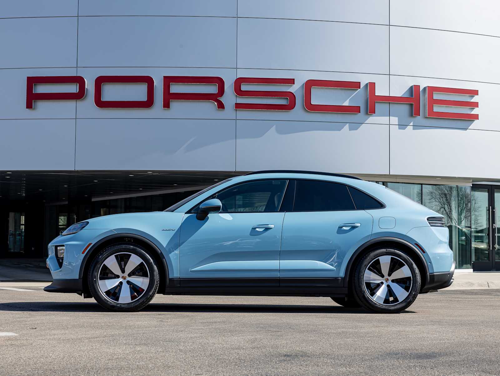 2026 Porsche Macan Base - Photo 11