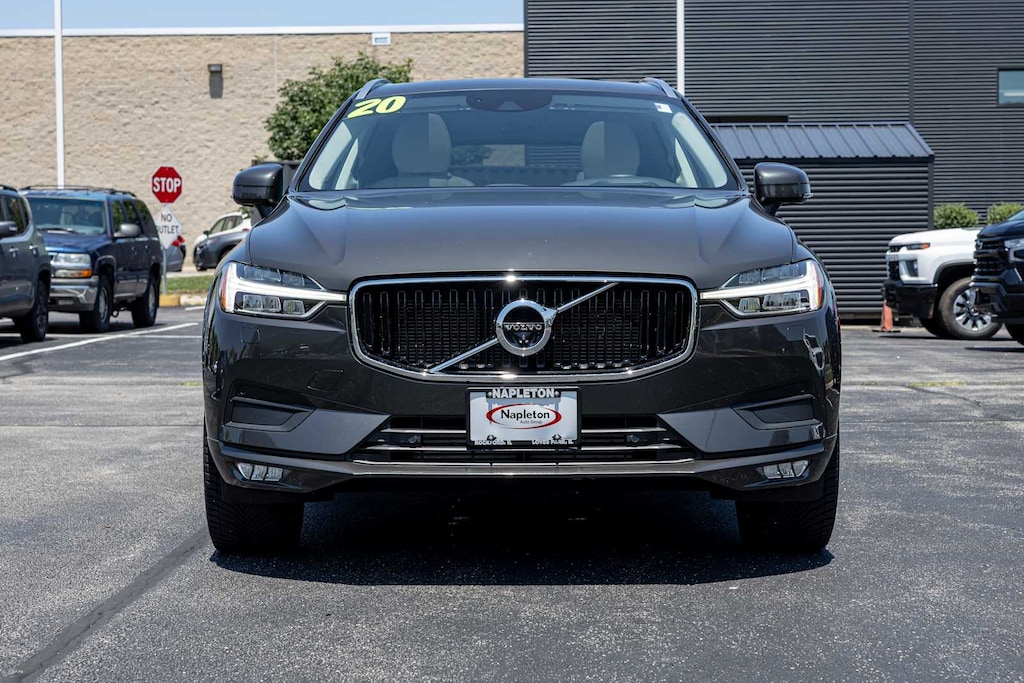 Used 2020 Volvo XC60 Momentum T5 AWD