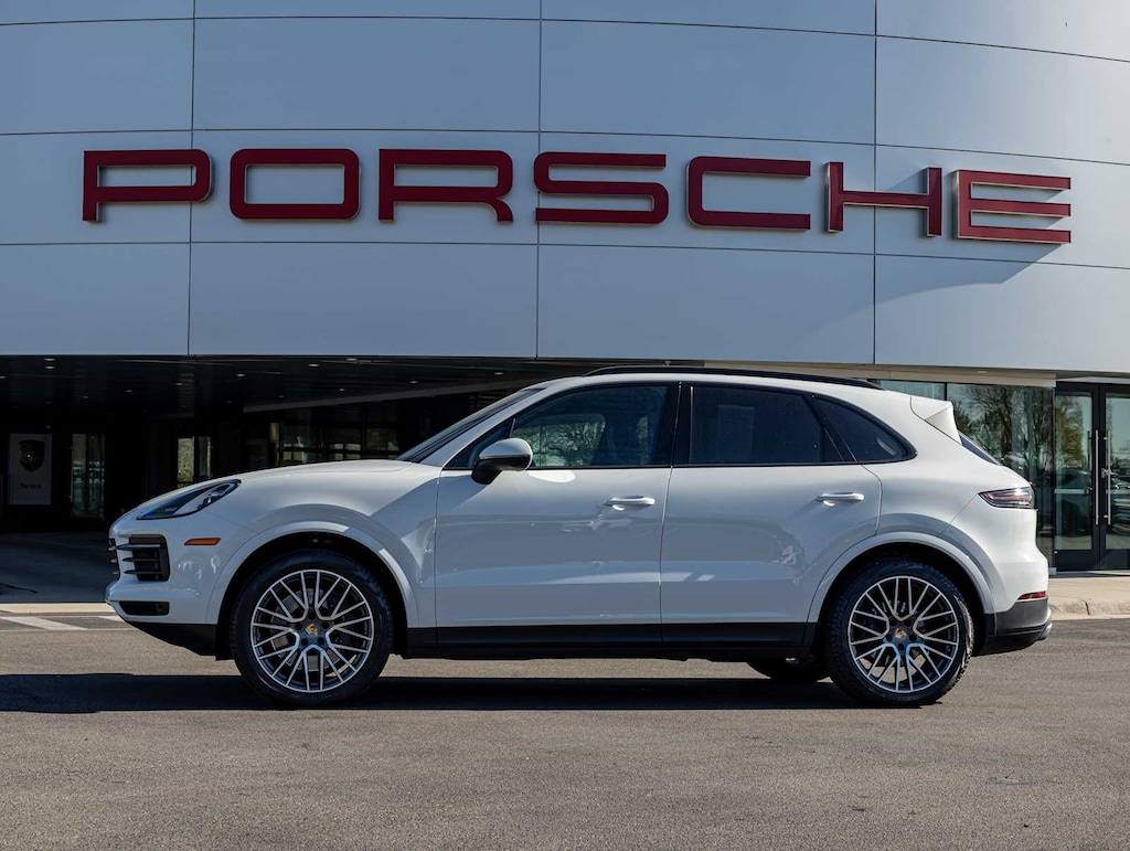 Used 2022 Porsche Cayenne Platinum Edition AWD