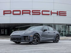 2026 Porsche Panamera 4