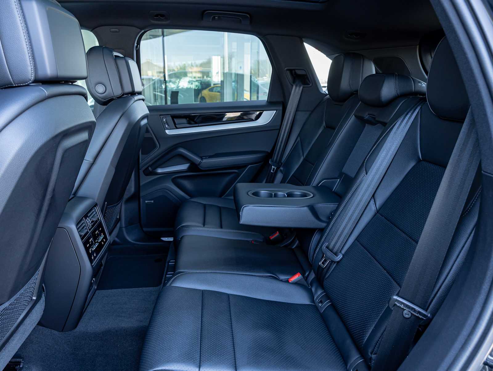 2026 Porsche Cayenne Base - Photo 30