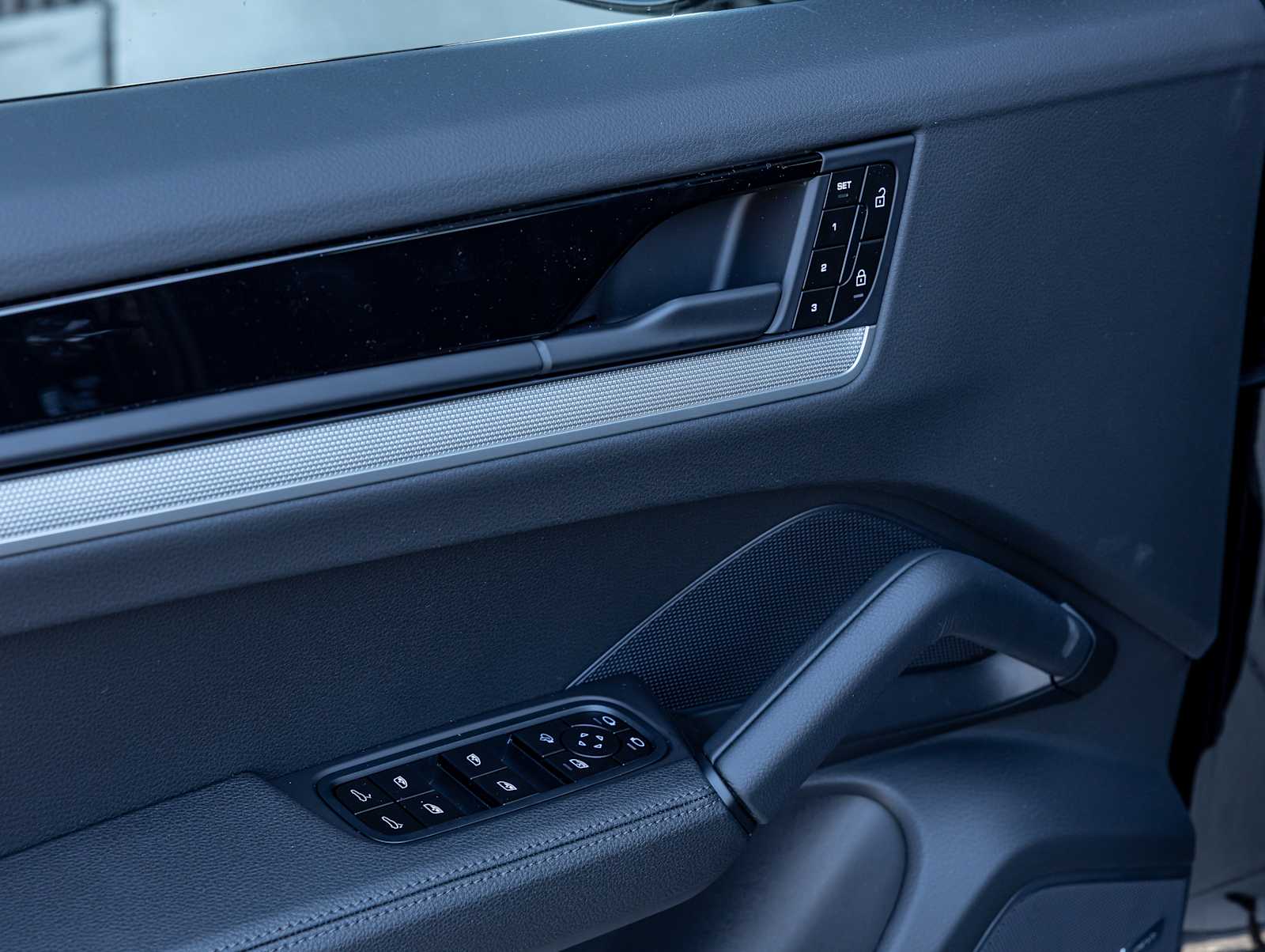 2026 Porsche Cayenne Base - Photo 14