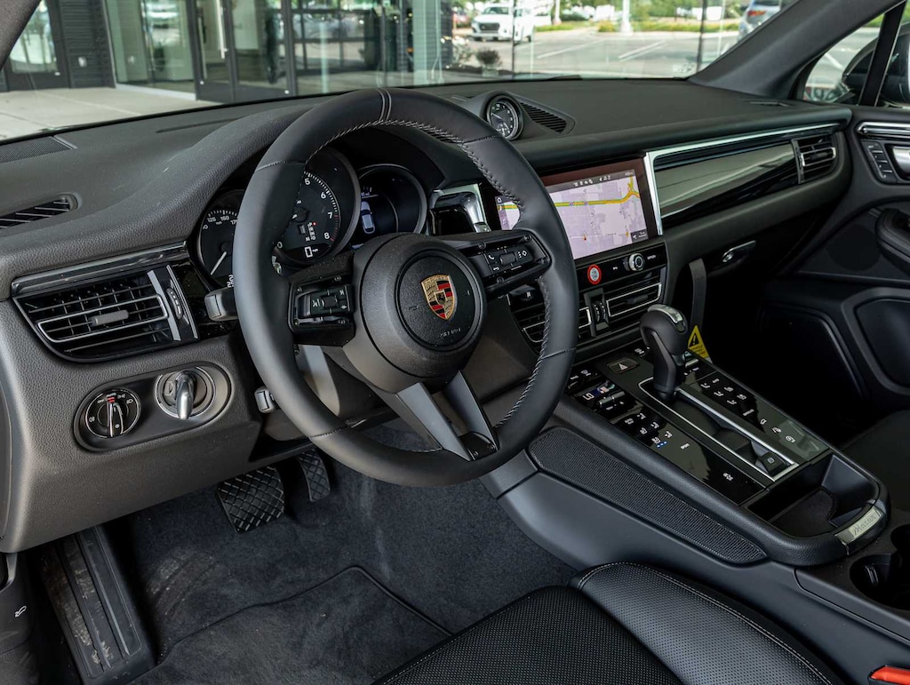 Used 2025 Porsche Macan AWD
