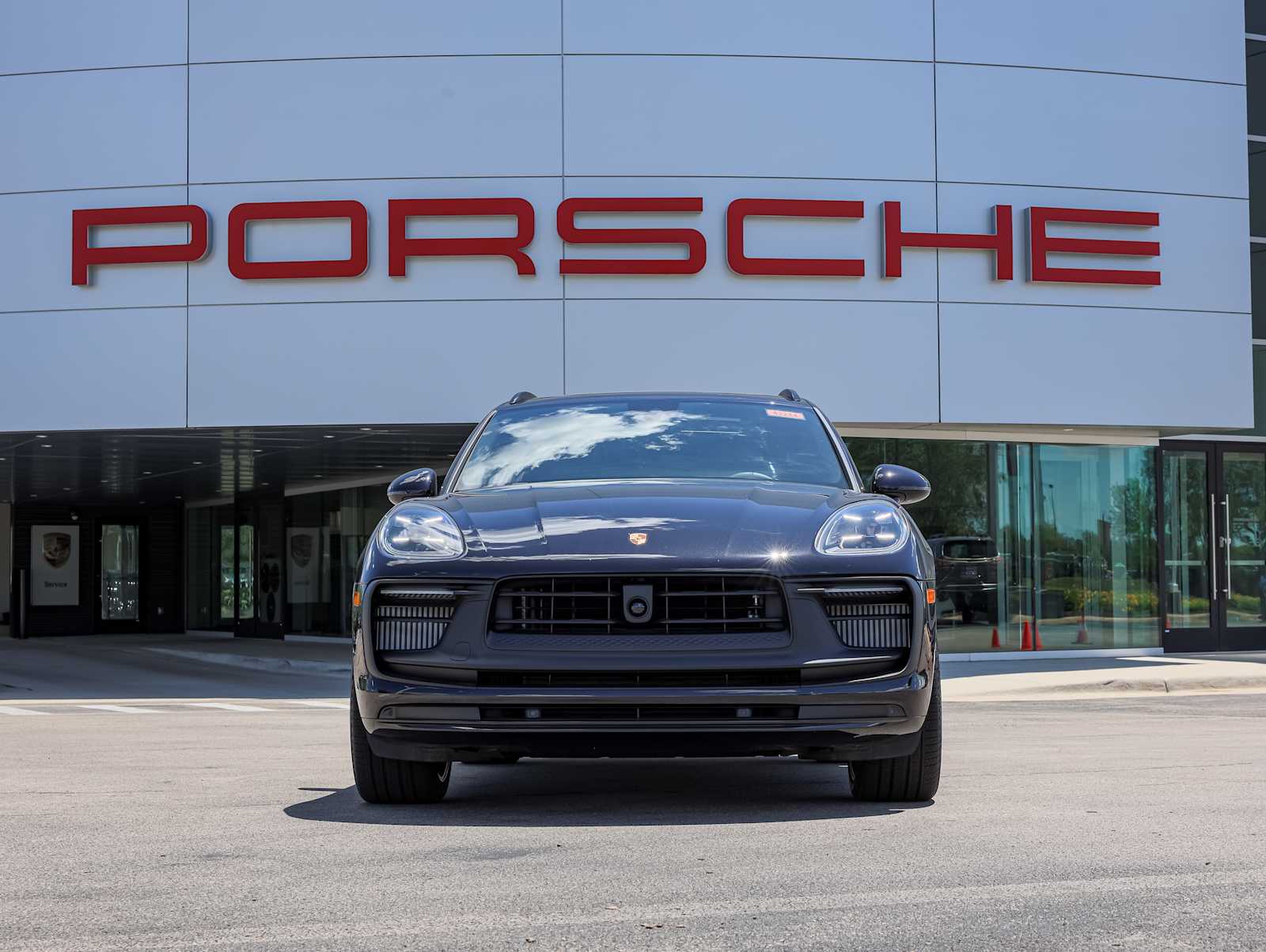 2026 Porsche Macan GTS - Photo 7