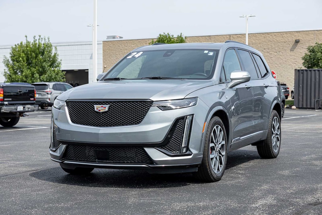 Used 2024 Cadillac XT6 AWD Sport