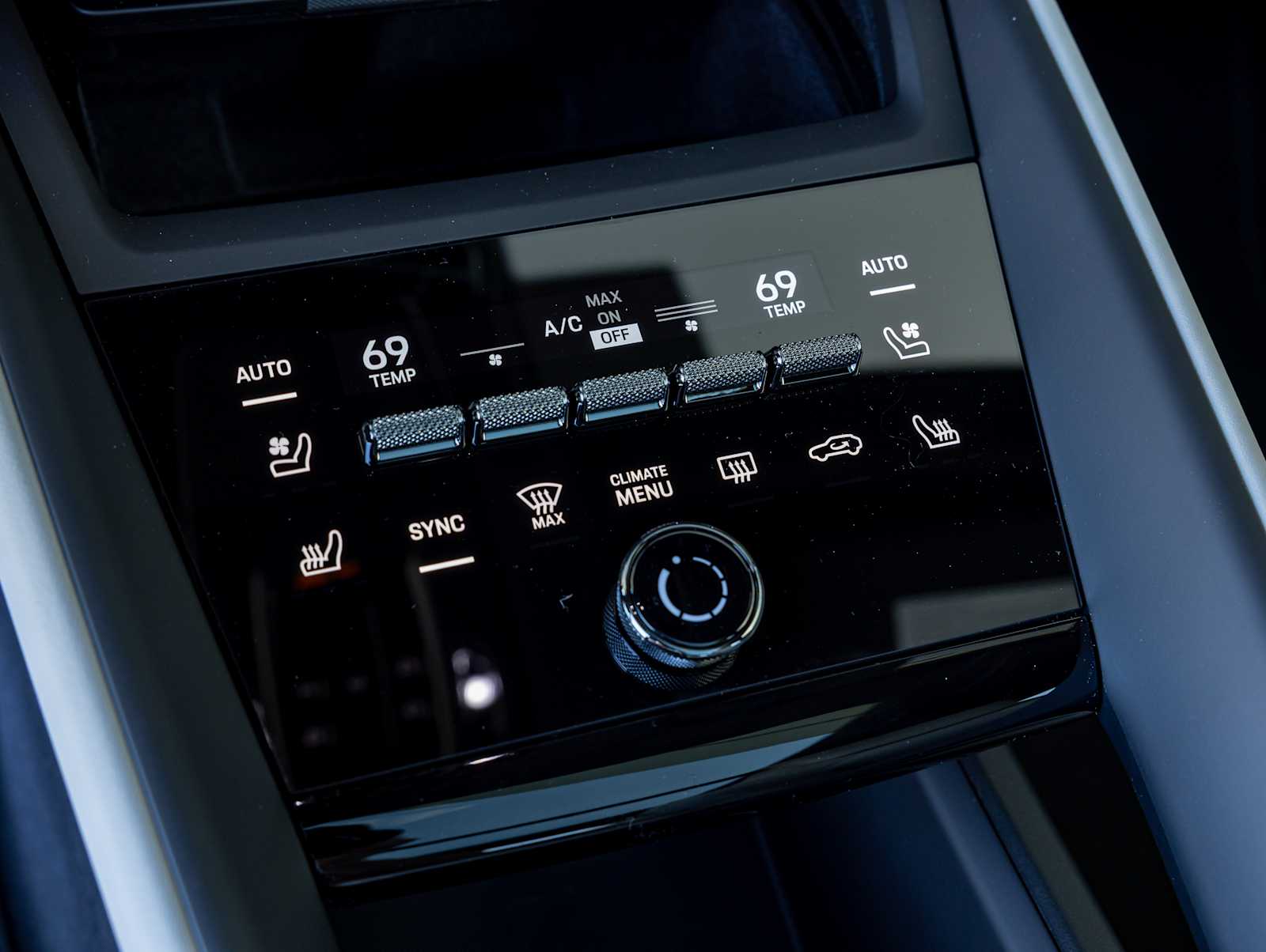 2026 Porsche Macan Base - Photo 22