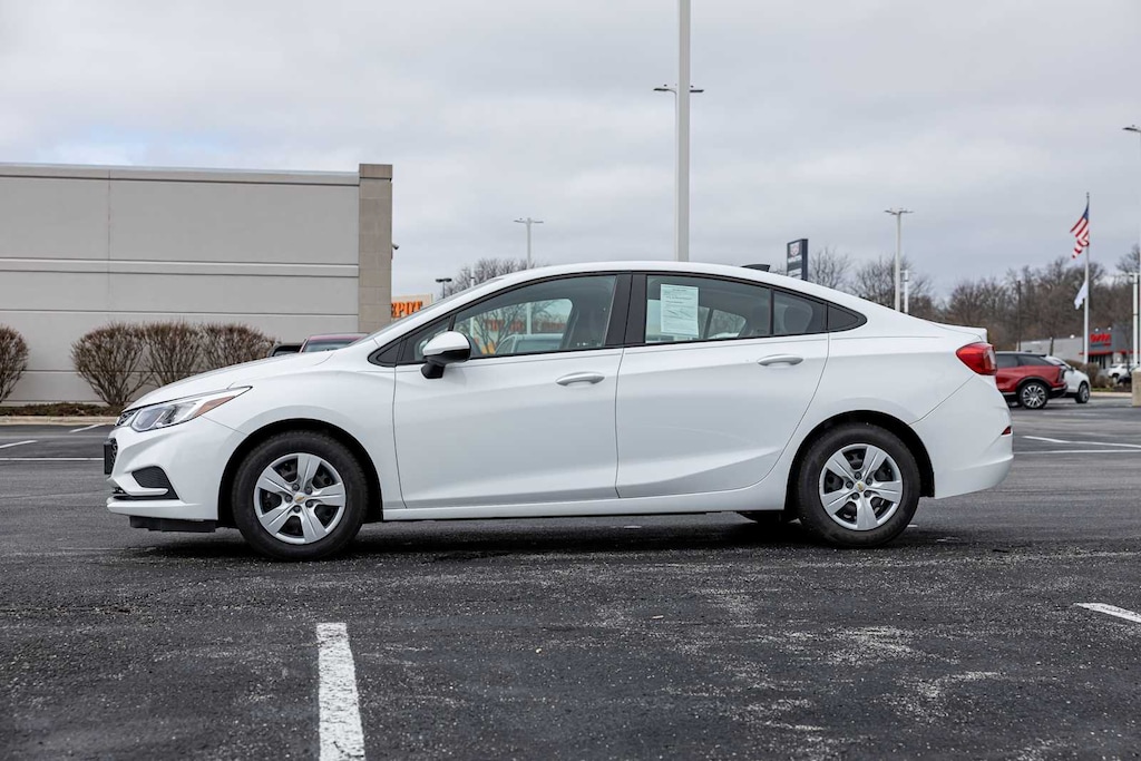 Used 2017 Chevrolet Cruze LS Sdn