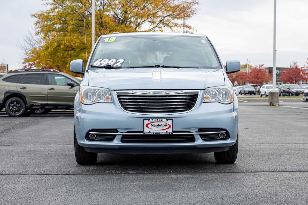 Used 2013 Chrysler Town & Country Touring Wgn