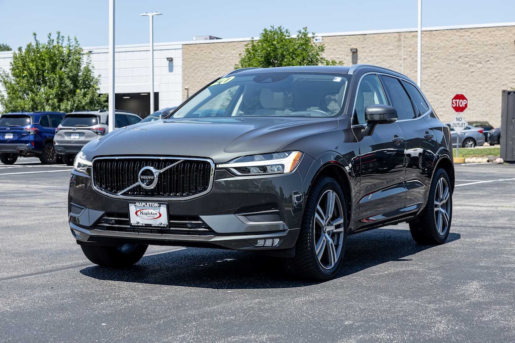 Used 2020 Volvo XC60 Momentum T5 AWD