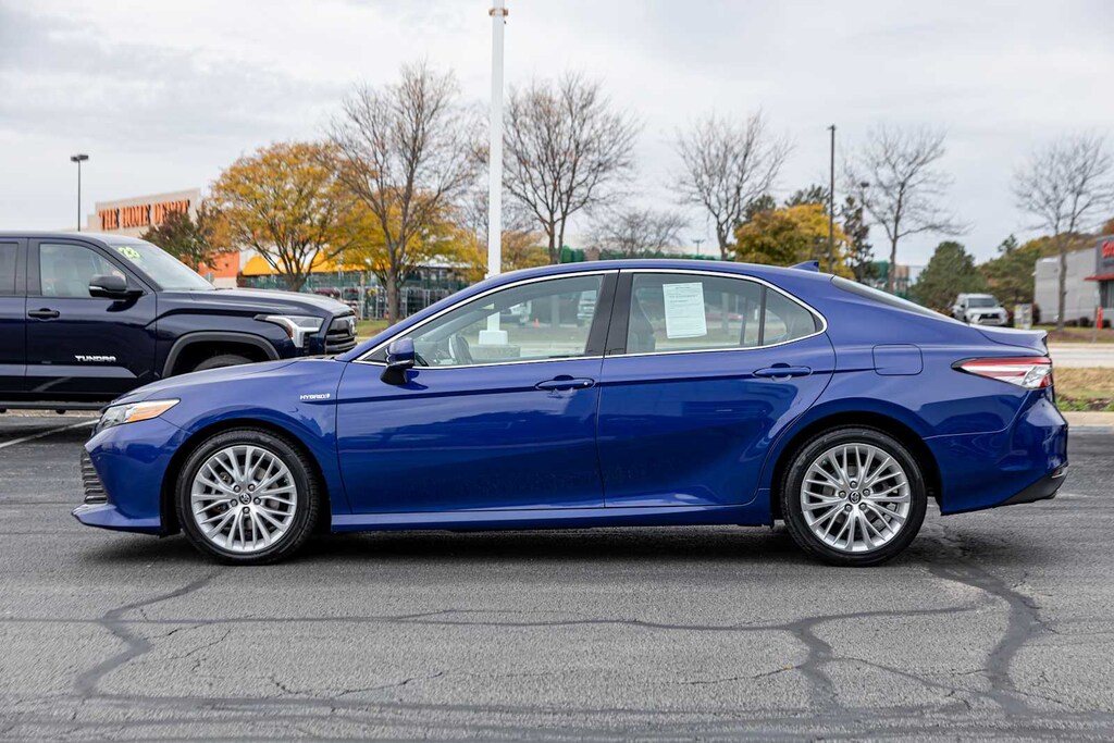 Used 2018 Toyota Camry Hybrid XLE CVT (Natl)