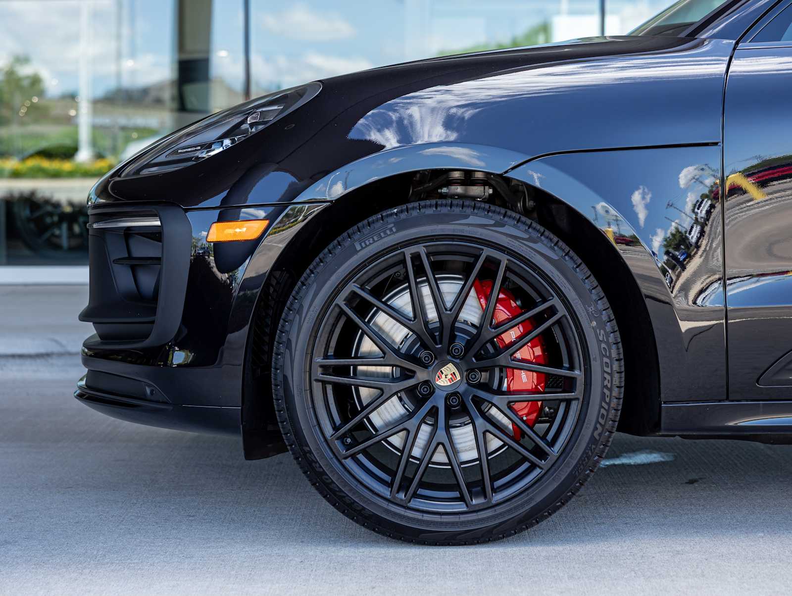 2026 Porsche Macan GTS - Photo 42