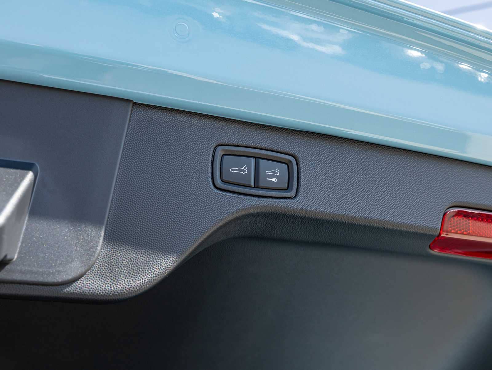 2026 Porsche Macan Base - Photo 34
