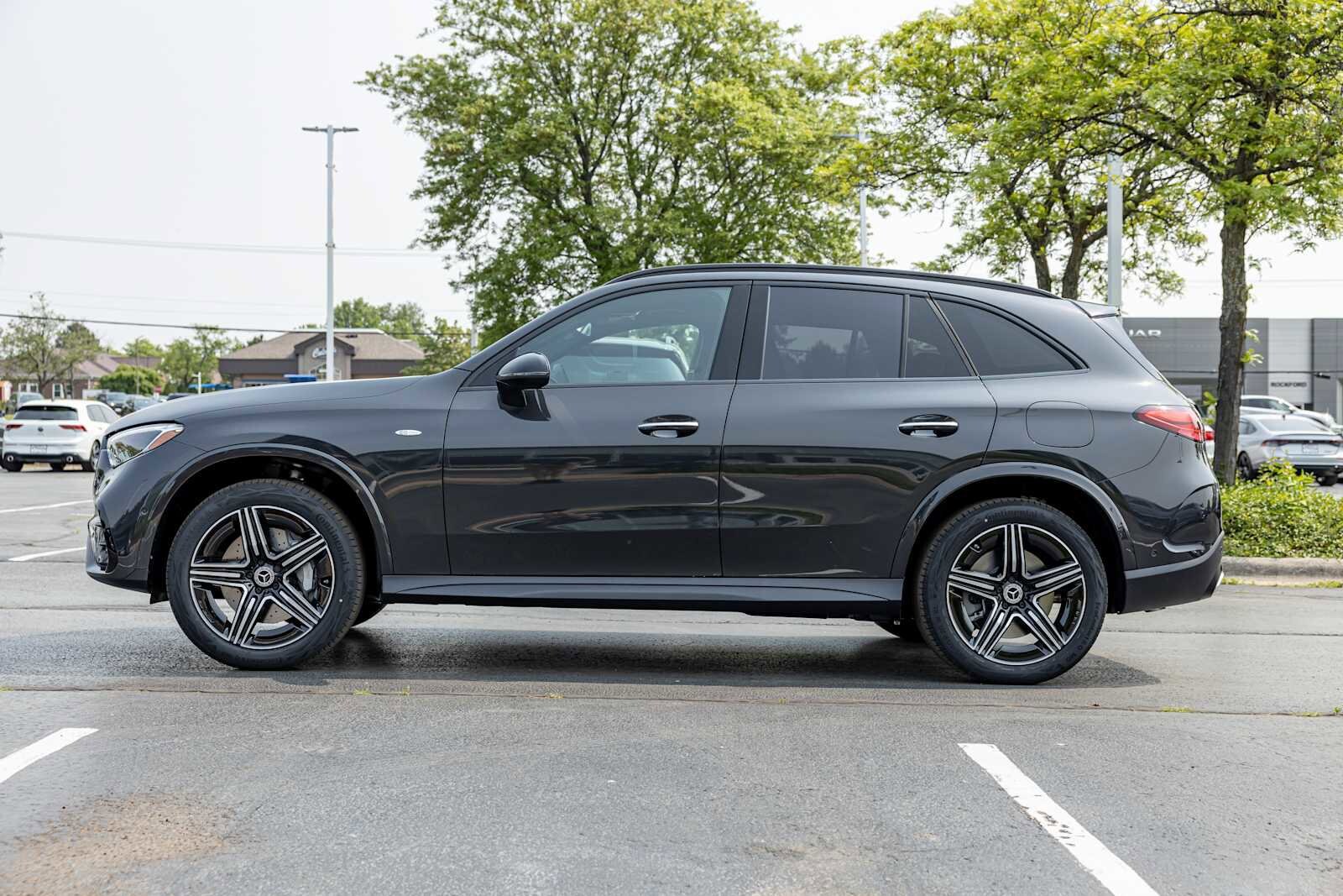 2025 Mercedes Benz GLC 350e 4MATIC photo 3