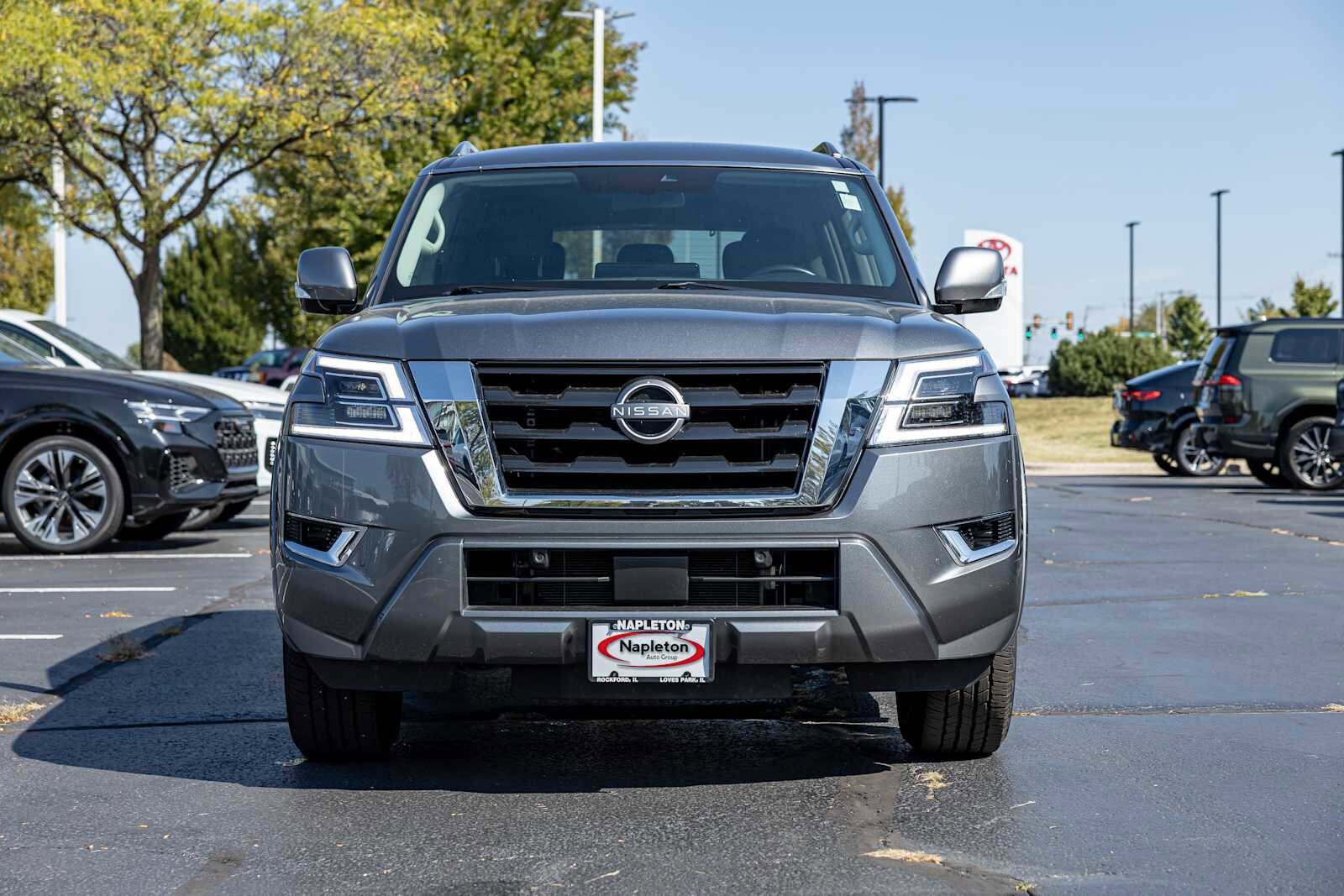 2022 Nissan Armada SV photo 2