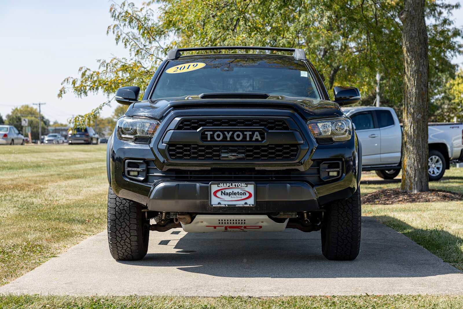 2019 Toyota Tacoma TRD Pro V6 photo 2
