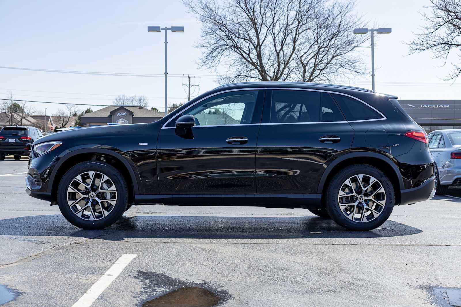 2025 Mercedes Benz GLC 350e 4MATIC photo 3