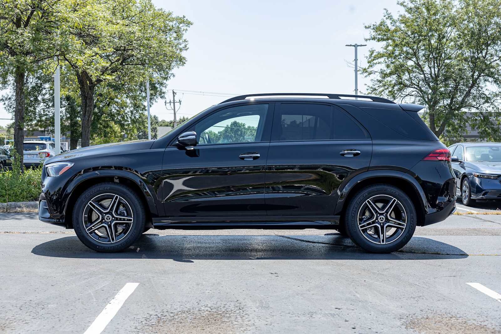2026 Mercedes Benz GLE 350 4MATIC photo 3