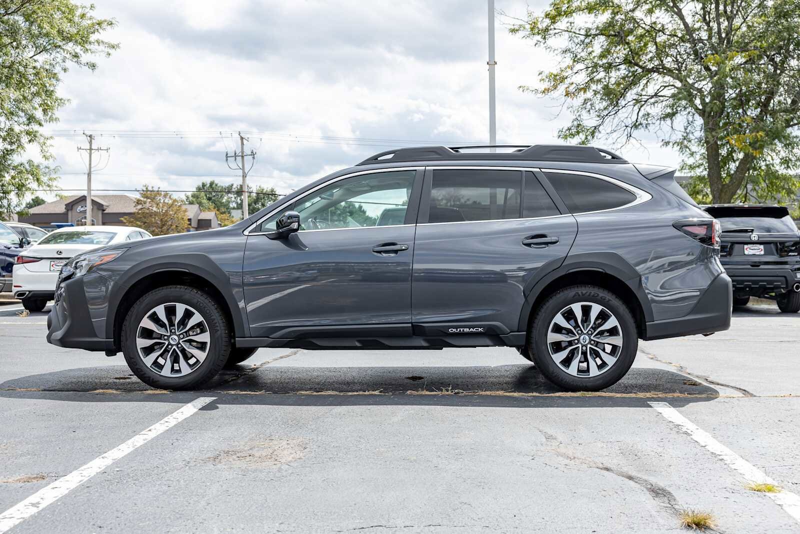 2024 Subaru Outback Limited photo 3