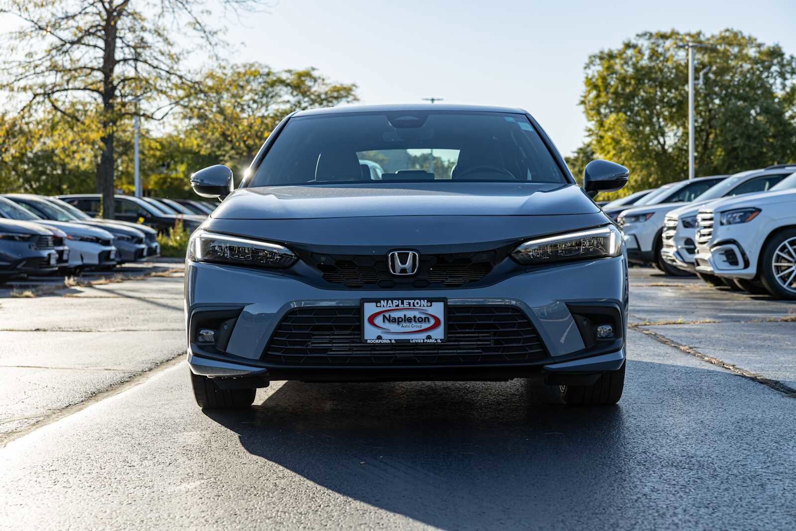 2022 Honda Civic Sport Touring Hatchback photo 2