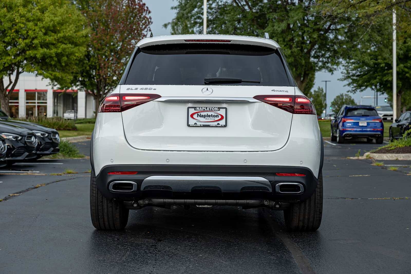 2026 Mercedes Benz GLE 450e 4MATIC photo 2