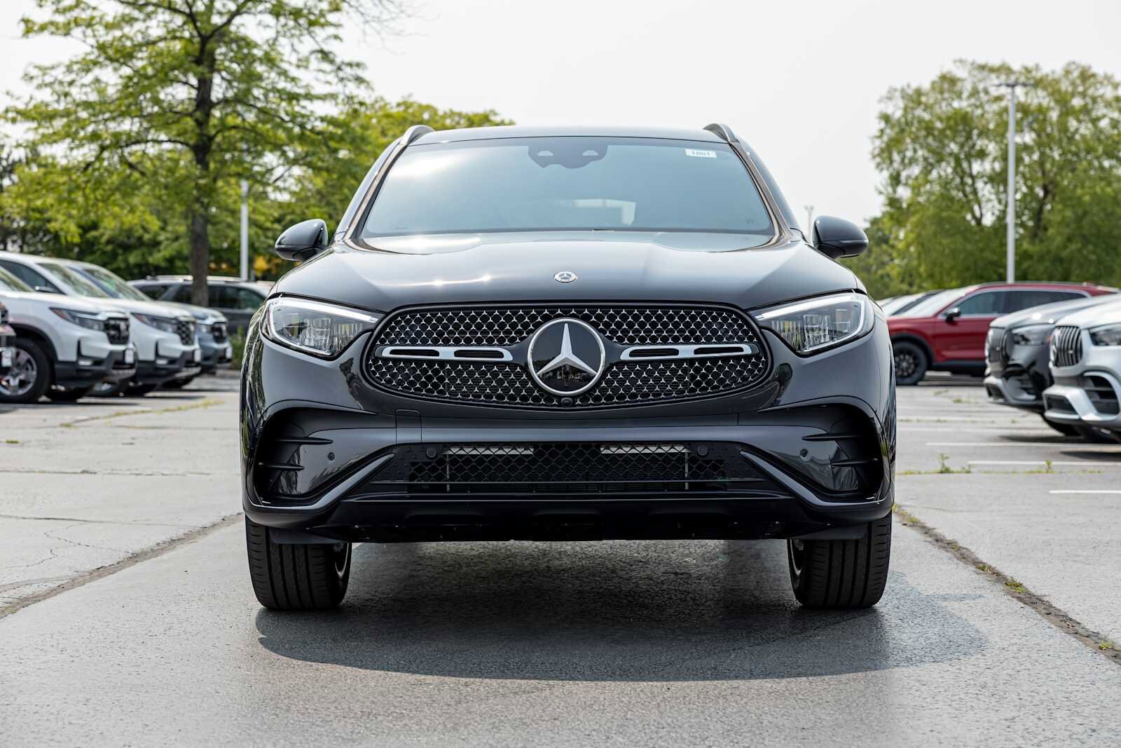 2025 Mercedes Benz GLC 350e 4MATIC photo 2