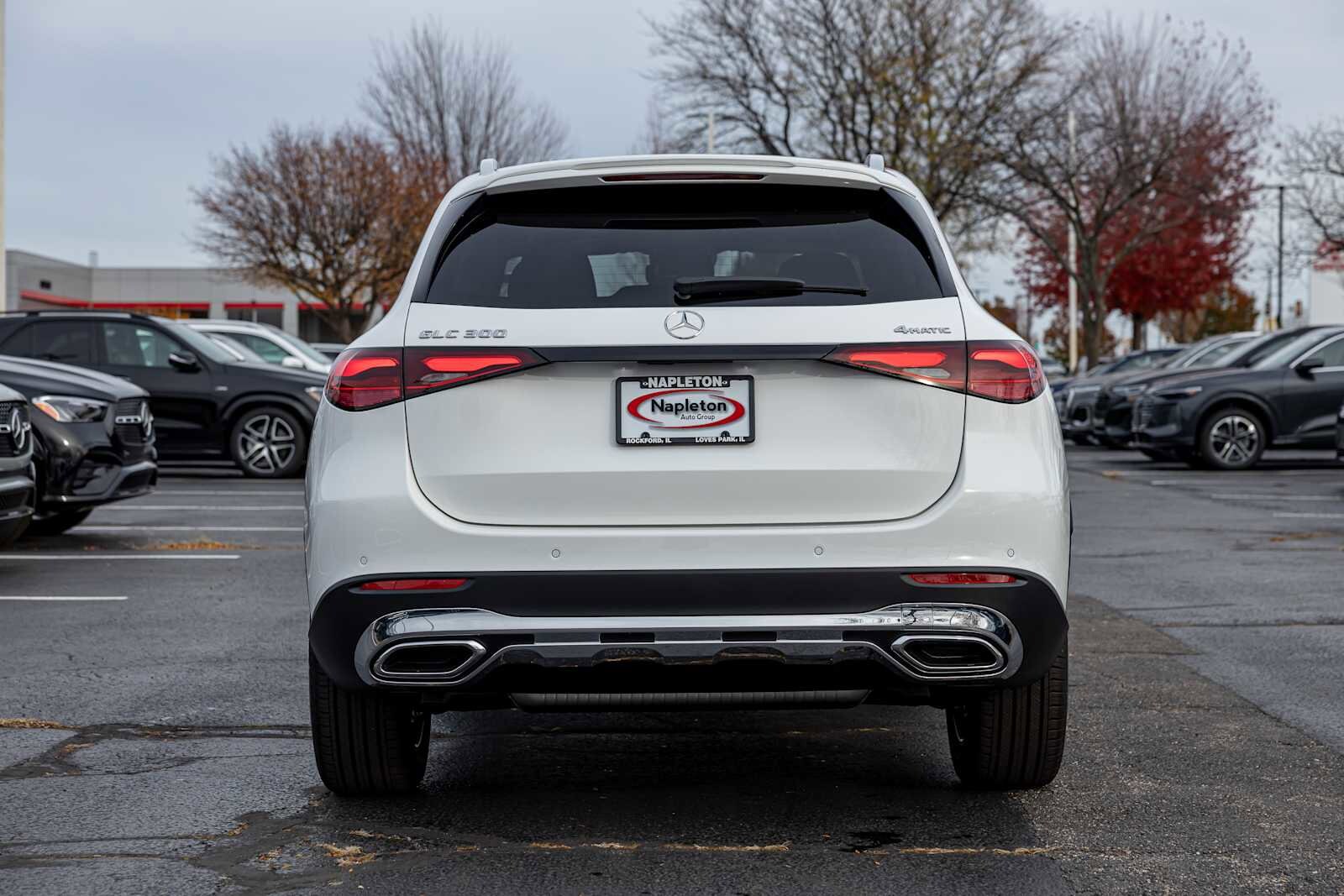 2026 Mercedes Benz GLC 300 4MATIC photo 4