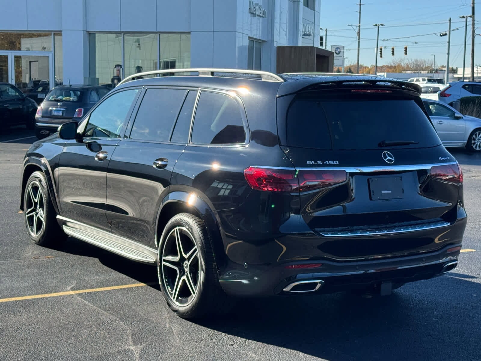 2026 Mercedes Benz GLS 450 4MATIC photo 3